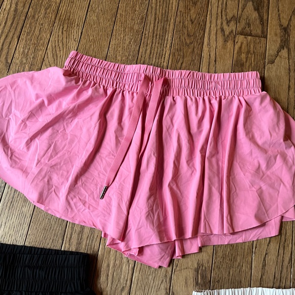 Girls large butterfly shorts. - Picture 3 of 5